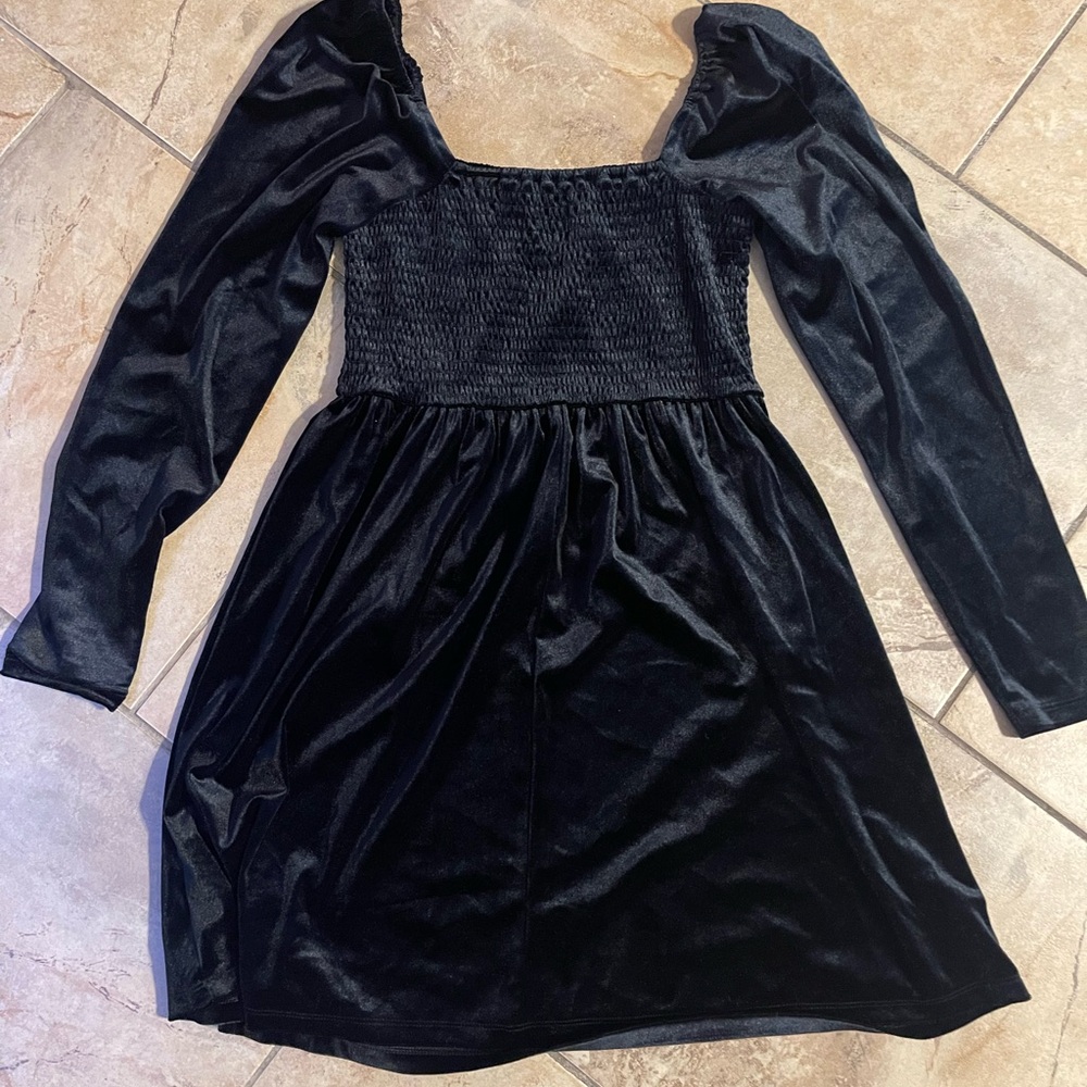 Gap size medium chic Black Velvet Dress